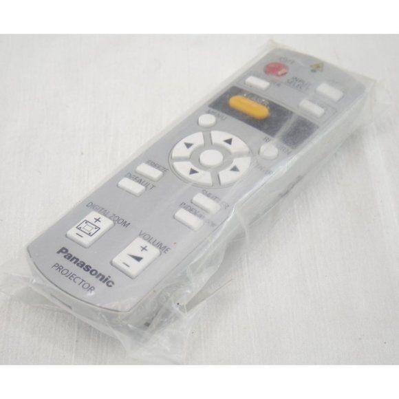New Panasonic Projector Remote For Models PT-F100U & PT-F200U | N2QAYB000154 - Picture 1 of 2
